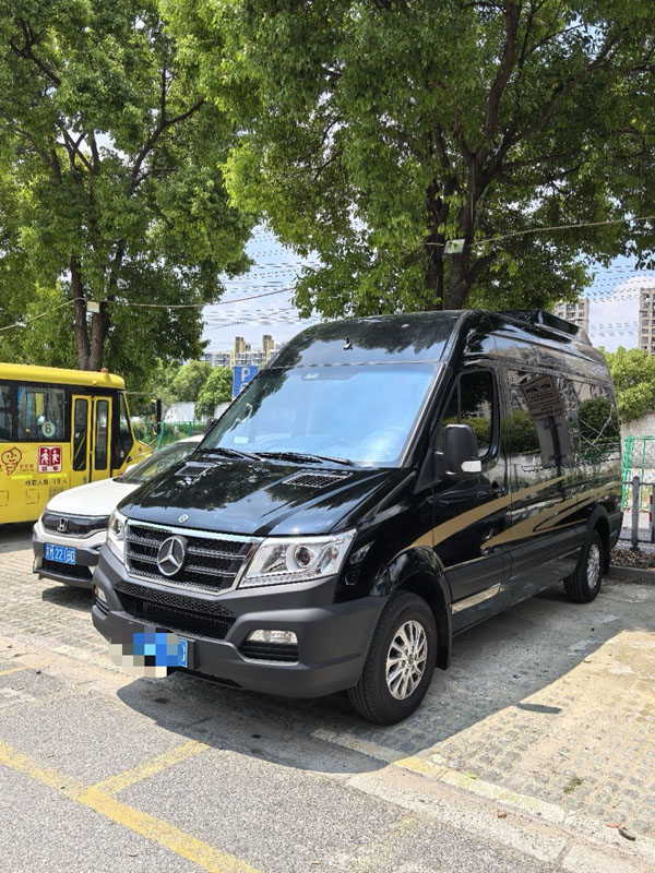 11座奔驰斯宾特